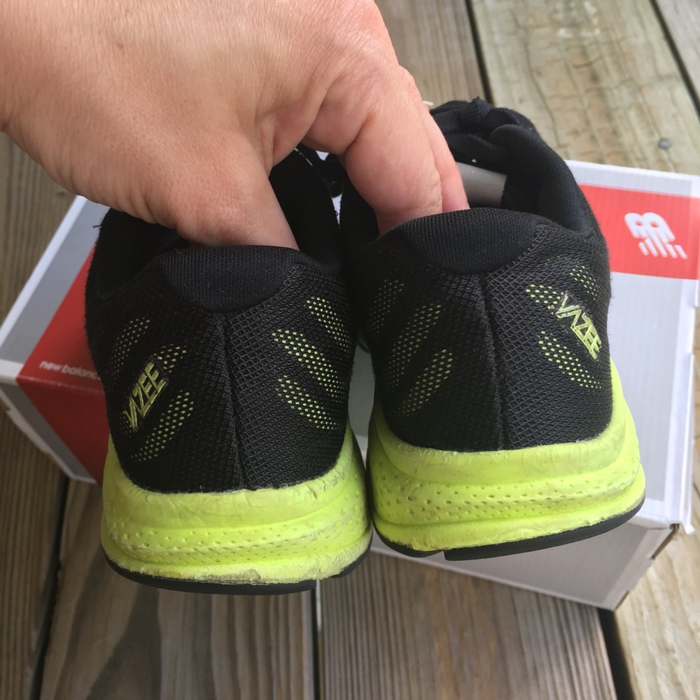 New Balance Run Sneakers (fit Women’s 6) - Picture 3 of 8